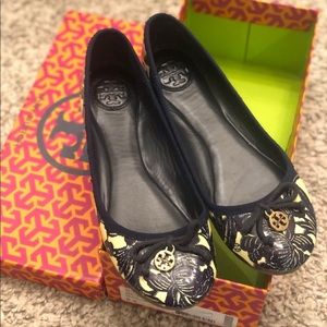 Tory burch ballet soft printed patent calf.Size 5.5